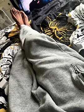 Snapshot of Big-dick_1 chatting on November 2025 05:33:02 PM Big-dick 1 online show from November 2025 05:33:02 PM