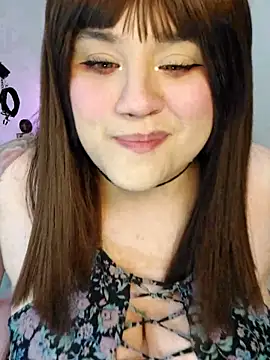 Snapshot of ItsNaiixa chatting on December 2025 10:59:02 PM ItsNaiixa online show from December 2025 10:59:02 PM