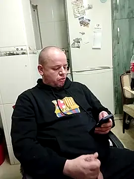 lobito1997 online show from February 2026 05:40:02 AM