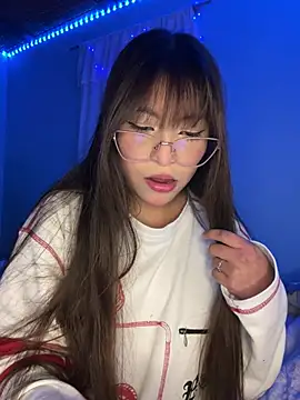 Lily candy X online show from March 2025 05:05:02 AM