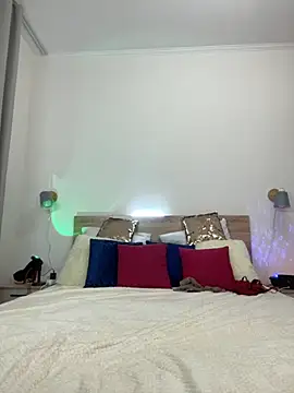 Snapshot of KateRedgar chatting on October 2025 02:18:01 PM KateRedgar online show from October 2025 02:18:01 PM