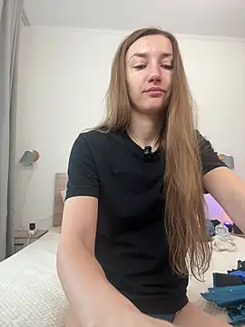 KateRedgar online show from April 2026 11:15:01 AM