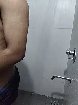 hottboy 39 online show from May 2026 10:54:02 AM