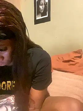 Moorella1 online show from November 2025 04:35:01 PM