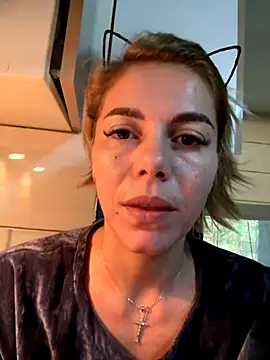 Snapshot of tanyagrey chatting on October 2025 07:06:01 AM tanyagrey online show from October 2025 07:06:01 AM