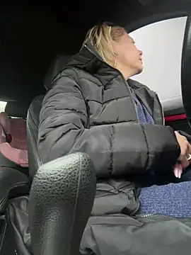 Snapshot of tanyagrey chatting on December 2025 06:12:02 AM tanyagrey online show from December 2025 06:12:02 AM