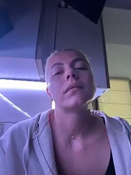 Snapshot of tanyagrey chatting on May 2026 05:38:02 AM tanyagrey online show from May 2026 05:38:02 AM