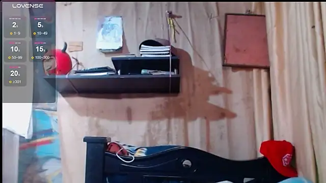 Alanagracia online show from November 2025 06:42:02 PM