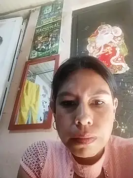 Alanagracia online show from December 2025 01:06:01 PM