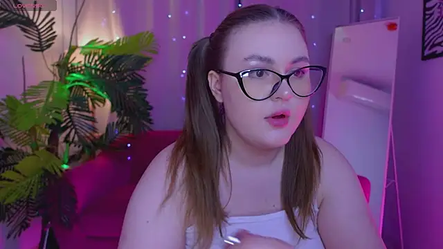 Mia  Peach online show from February 2025 10:21:02 PM