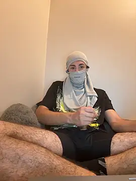 Snapshot of TheBestbrando88 chatting on November 2025 04:47:02 AM TheBestbrando88 online show from November 2025 04:47:02 AM