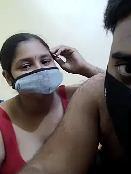Snapshot of IND_COUPLE1 chatting on April 2026 10:16:02 AM IND COUPLE1 online show from April 2026 10:16:02 AM