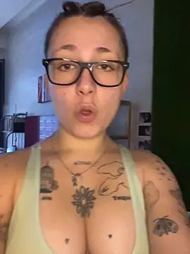 Snapshot of Hawitxui chatting on October 2025 08:50:02 AM Hawitxui online show from October 2025 08:50:02 AM