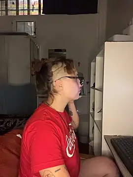 Snapshot of Hawitxui chatting on November 2025 06:51:01 PM Hawitxui online show from November 2025 06:51:01 PM