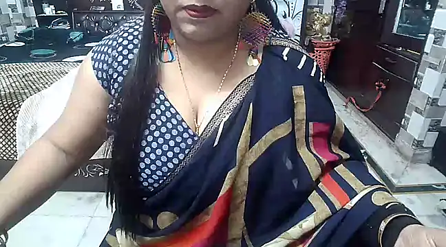 kiranpreet85 online show from January 2025 08:14:02 AM