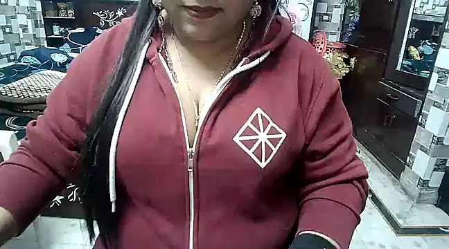 kiranpreet85 online show from January 2025 05:06:01 PM