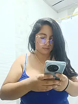  Angelinaandrade  online show from June 2026 01:15:02 AM