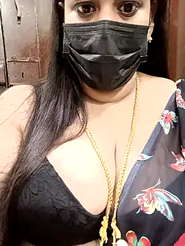 Snapshot of ashikaa_r chatting on February 2025 02:15:02 PM ashikaa r online show from February 2025 02:15:02 PM