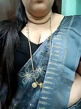 ashikaa r online show from December 2025 06:26:02 PM