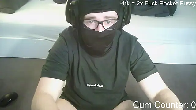 HornyTeenBoy64 online show from March 2026 01:36:02 PM