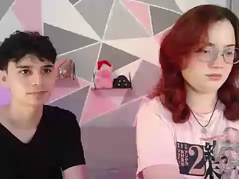 AndrewAnndCherry online show from December 2025 12:52:02 AM