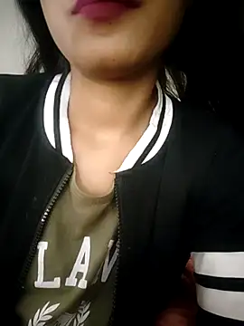 Snapshot of Hot_Goldengirl chatting on February 2025 05:28:01 PM Hot Goldengirl online show from February 2025 05:28:01 PM