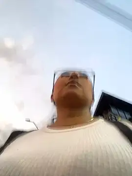 Snapshot of luisa16xxx chatting on December 2024 11:01:02 PM luisa16xxx online show from December 2024 11:01:02 PM