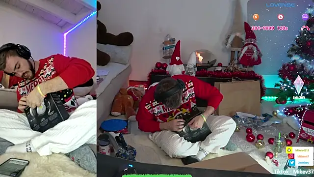 Snapshot of Mikev chatting on December 2024 10:10:02 PM Mikev online show from December 2024 10:10:02 PM