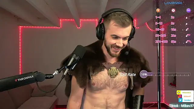 Snapshot of Mikev chatting on March 2025 07:06:02 PM Mikev online show from March 2025 07:06:02 PM