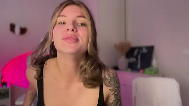 KesandAlex online show from March 2026 08:43:02 AM