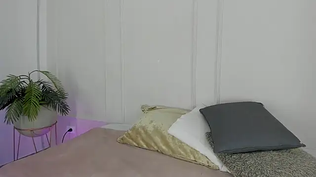 Mariapettit online show from February 2026 11:37:02 AM