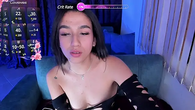 Snapshot of SaraaMills chatting on February 2025 10:34:02 PM SaraaMills online show from February 2025 10:34:02 PM