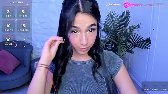 Snapshot of SaraaMills chatting on February 2025 07:10:01 PM SaraaMills online show from February 2025 07:10:01 PM