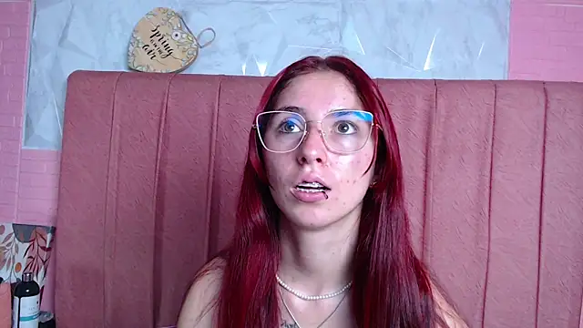 mildre303av online show from October 2025 08:04:02 PM