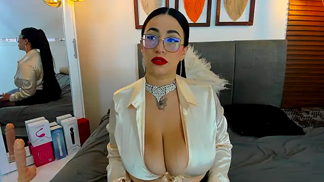 Scarleth swann online show from February 2026 11:43:02 AM