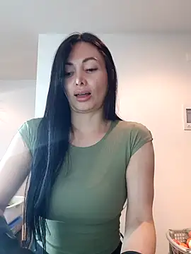 Snapshot of _monicab chatting on October 2025 02:48:01 AM monicab online show from October 2025 02:48:01 AM