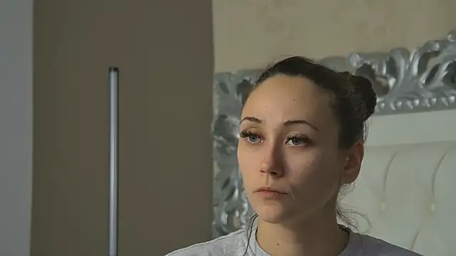 AliceMunro online show from December 2025 07:44:01 PM