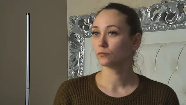 AliceMunro online show from April 2026 08:18:01 PM