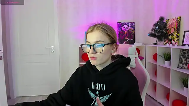 Stacey Brown online show from March 2025 04:35:02 AM