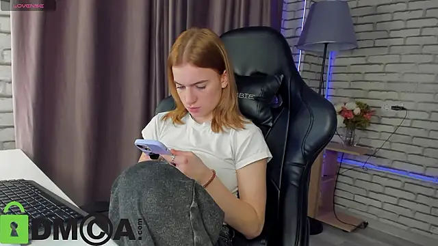 Stacey Brown online show from February 2026 01:04:01 AM