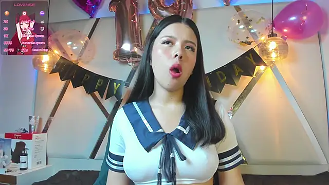 Snapshot of MarielQueenx chatting on January 2025 04:15:01 AM MarielQueenx online show from January 2025 04:15:01 AM