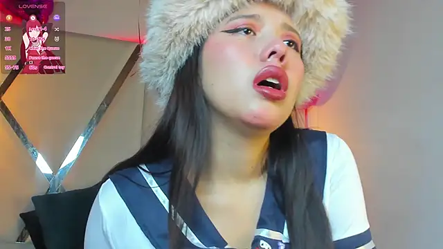 Snapshot of MarielQueenx chatting on February 2025 06:51:02 AM MarielQueenx online show from February 2025 06:51:02 AM