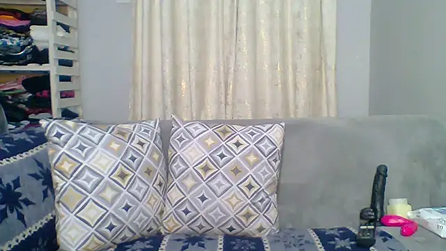 Petite 254 online show from January 2026 12:14:02 AM