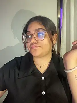 KathyGonzalez online show from November 2025 10:59:01 AM