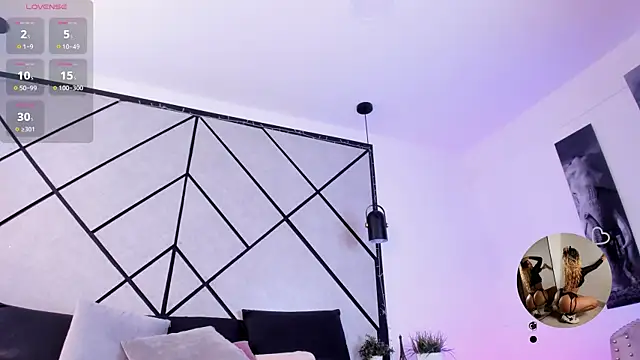 Snapshot of Natasha_Smith09 chatting on December 2024 10:55:02 PM Natasha Smith09 online show from December 2024 10:55:02 PM