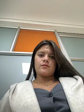 Victoriabecker online show from November 2025 10:30:02 PM