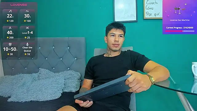 Snapshot of mateoreal1 chatting on June 2026 01:06:02 PM mateoreal1 online show from June 2026 01:06:02 PM