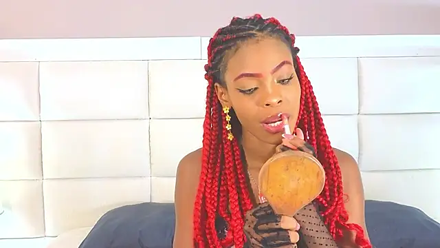 adaraSmiith online show from February 2026 08:58:01 PM