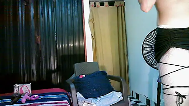 kimmiemm online show from February 2026 03:03:02 AM