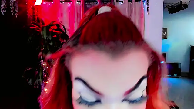 Snapshot of the-horus-girl chatting on January 2026 05:21:01 AM the-horus-girl online show from January 2026 05:21:01 AM